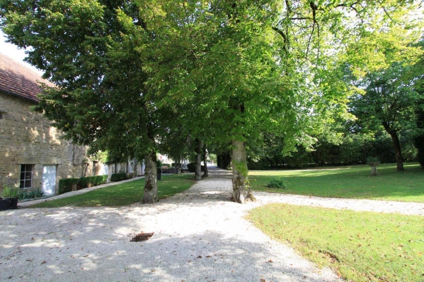 Bed and Breakfast Le Prieure De Buffon Exterior foto