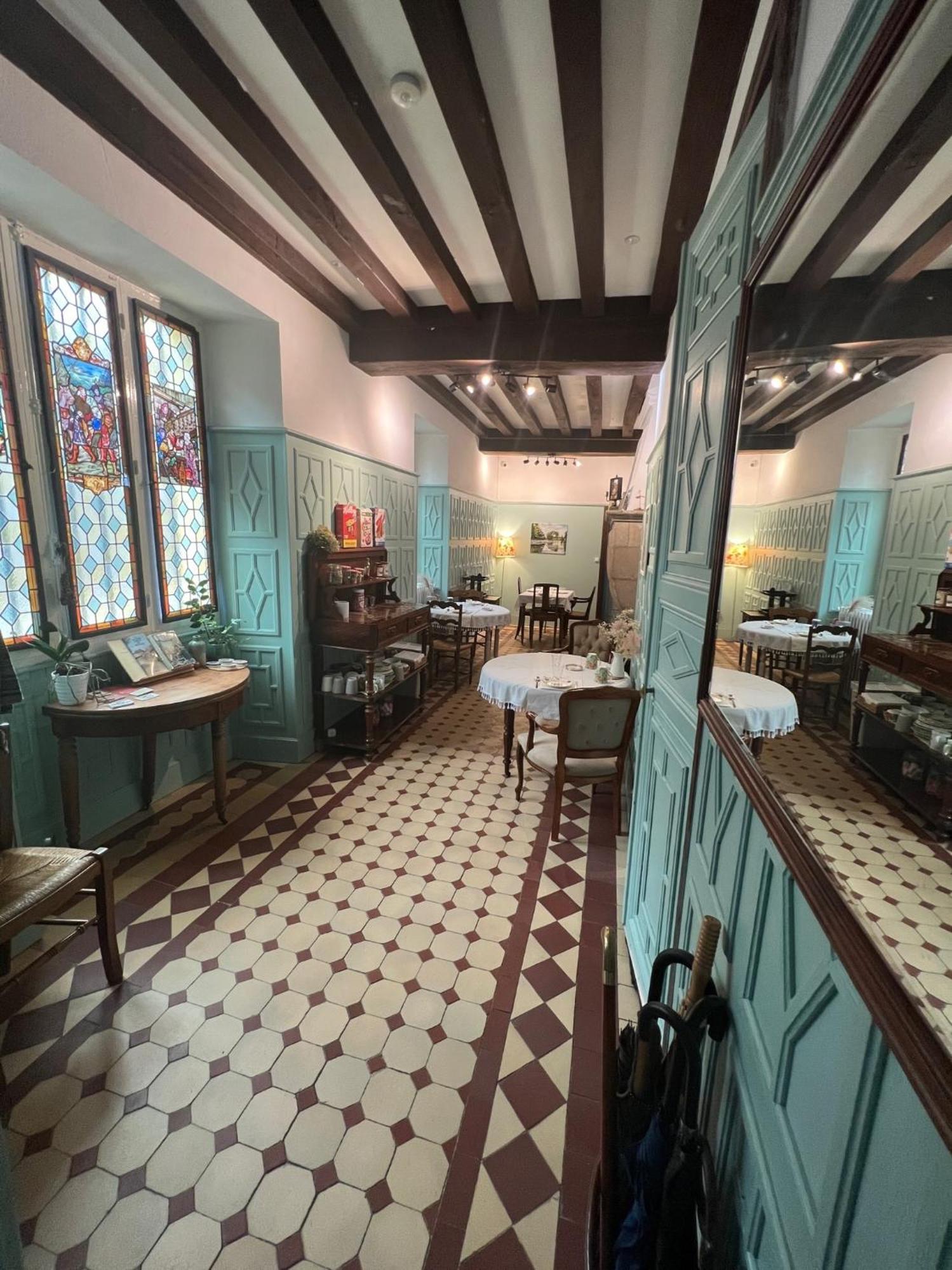 Bed and Breakfast Le Prieure De Buffon Habitación foto